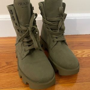 Women size 8 prada green ankle boots